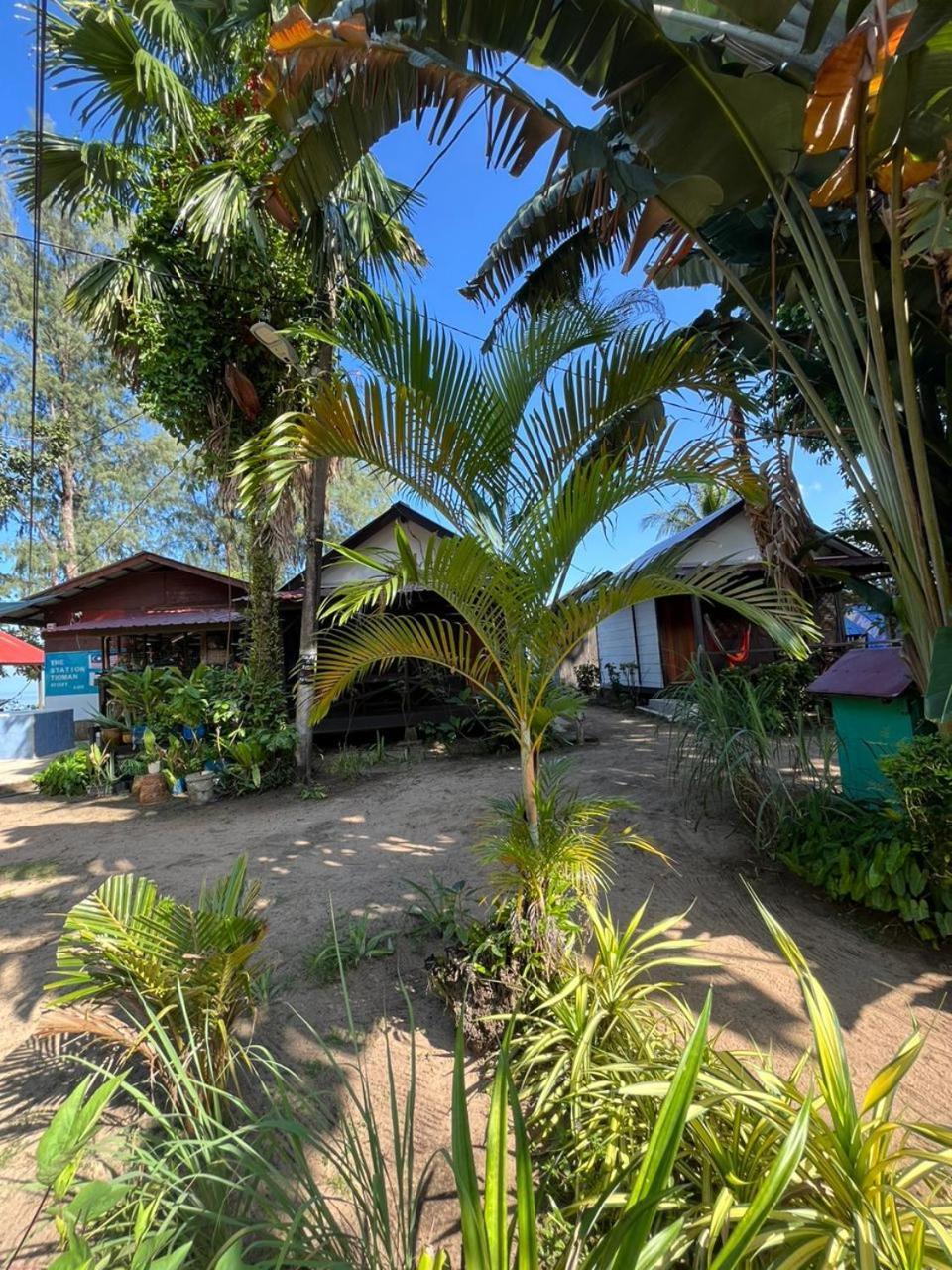 Отель The Station Tioman Kampong Ayer Batang Экстерьер фото